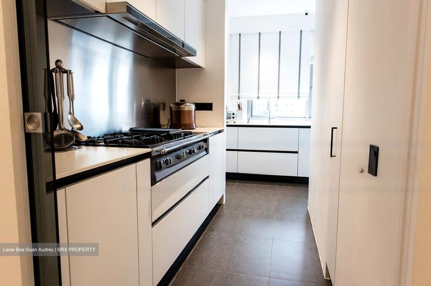 UE Square (D9), Apartment #479955211